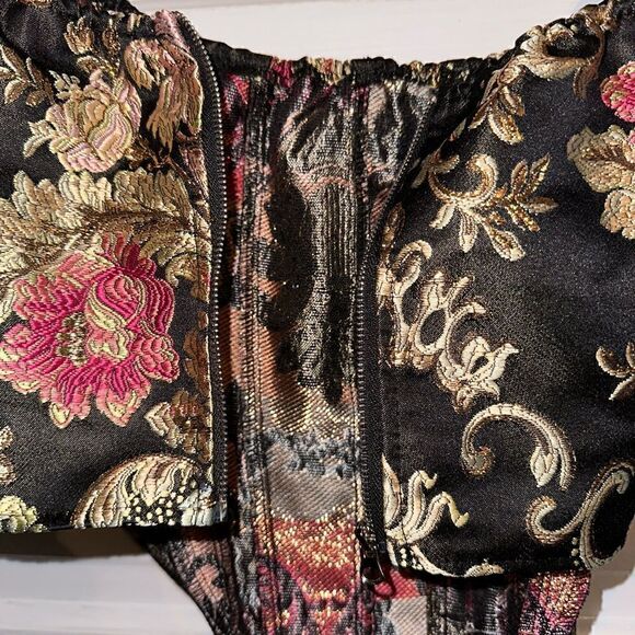 Puff Sleep Corset Top Size 4 - Picture 9 of 9